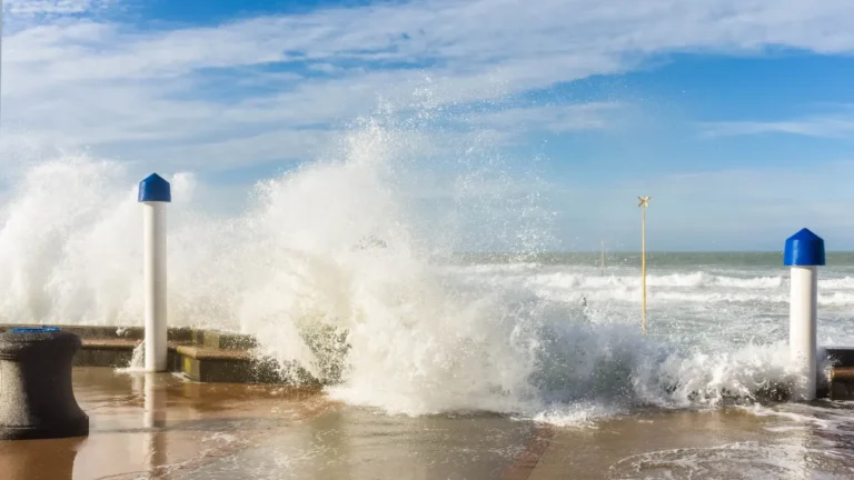 Quando o Mar Resolve Avançar: O Drama das Cidades Ameaçadas pelo Nível do Mar