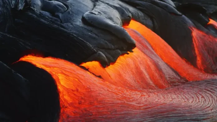 Observar lava em movimento Vulcões - Lava em Movimento